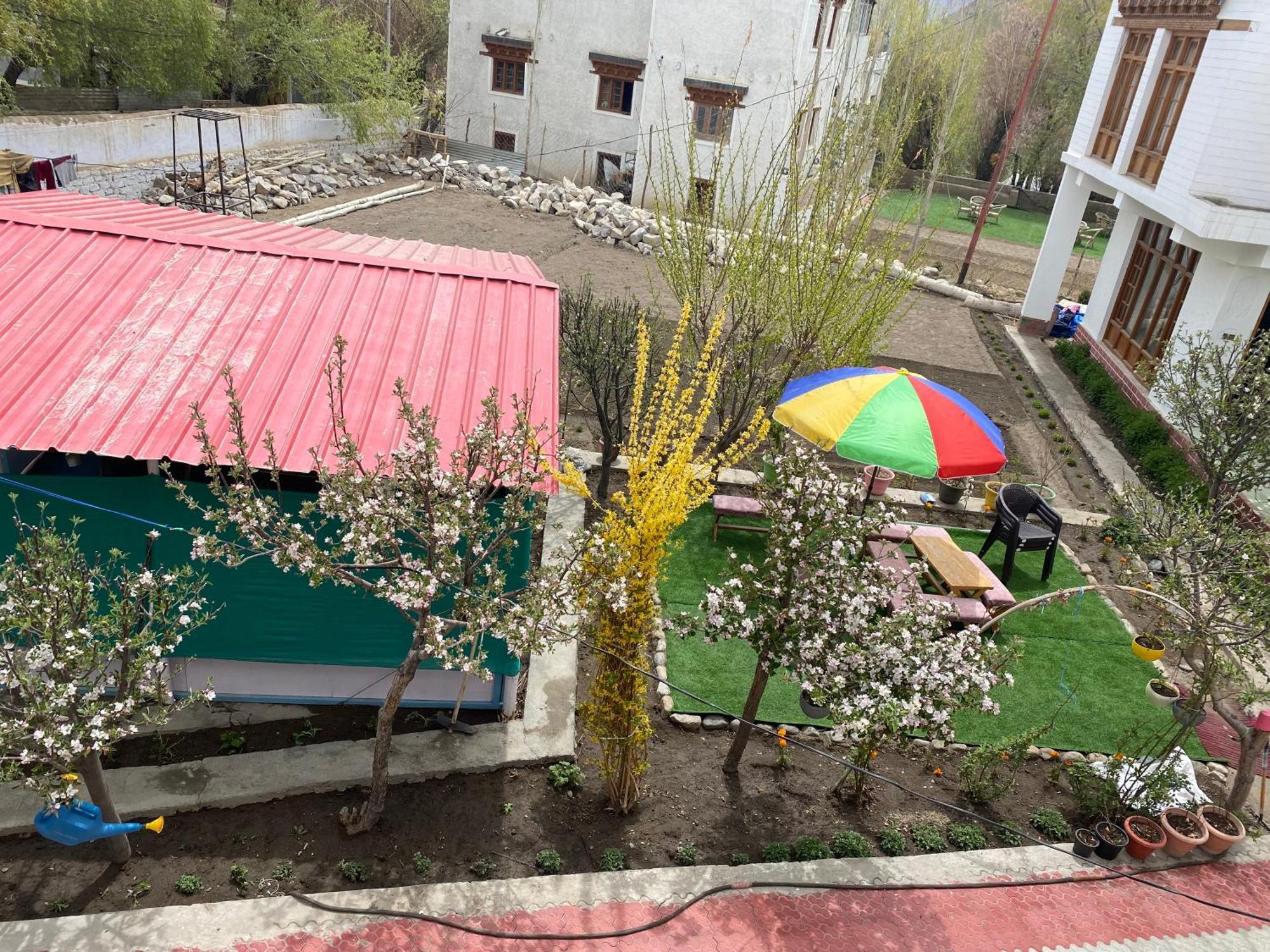 Jimmys Homestay Лех Екстер'єр фото